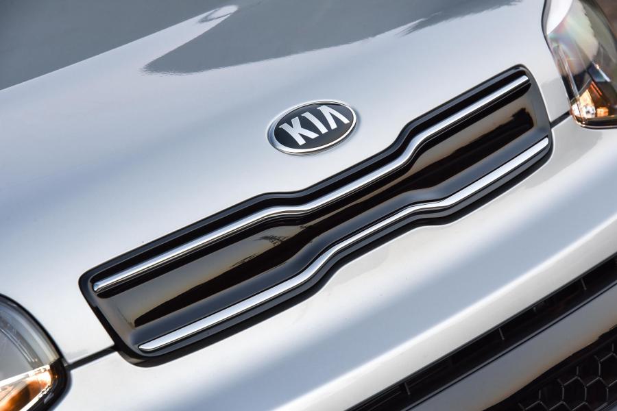 Детали интерьера Kia Soul 2017 года  (ZA) (фото 31 из 40)